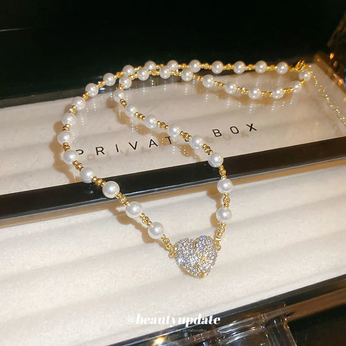 ✨ Collar Magnético de Perlas con Corazón Bañado en Oro de 18K ✨